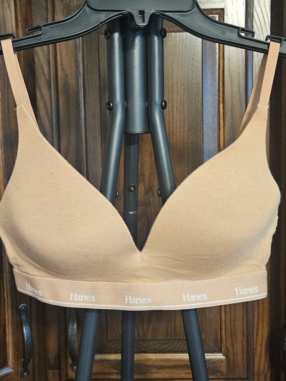 Hanes Wireless Comfort Bra Nude Beige Size Medium